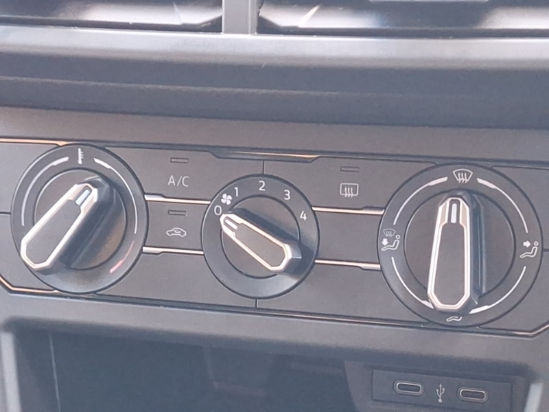 Used Volkswagen Polo 2022 for sale - 77004432: Photo 16