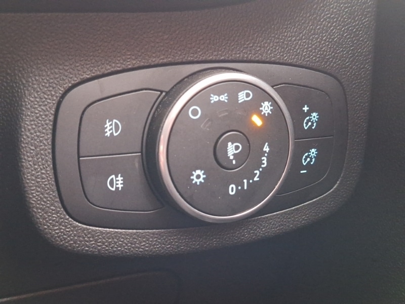 Used Ford Fiesta 2018 for sale - 77379878: Photo 13