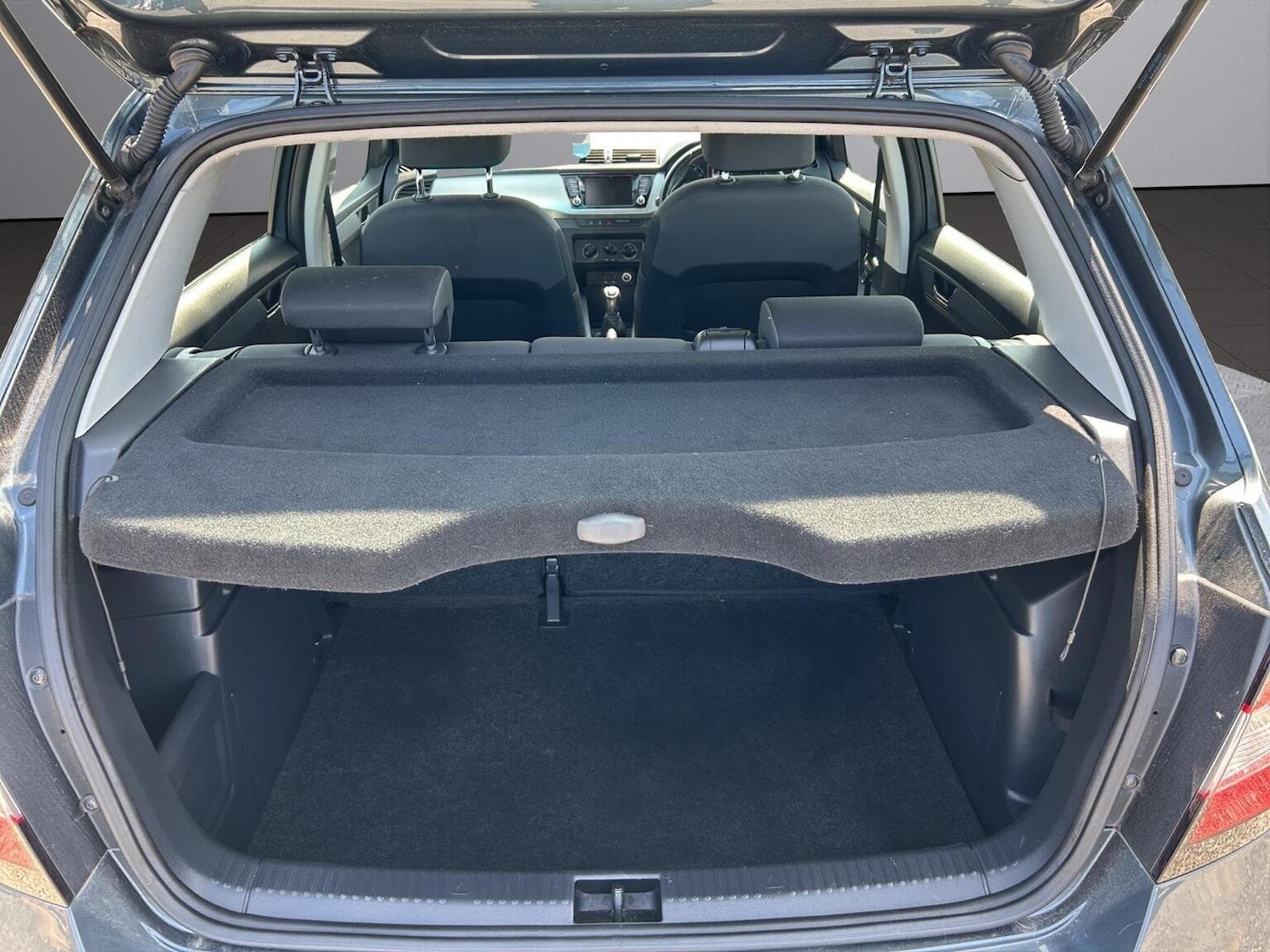 Vehicle 29