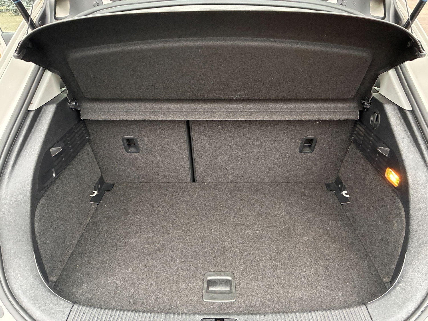 Used Audi A1 for sale - 77587104: Photo 9