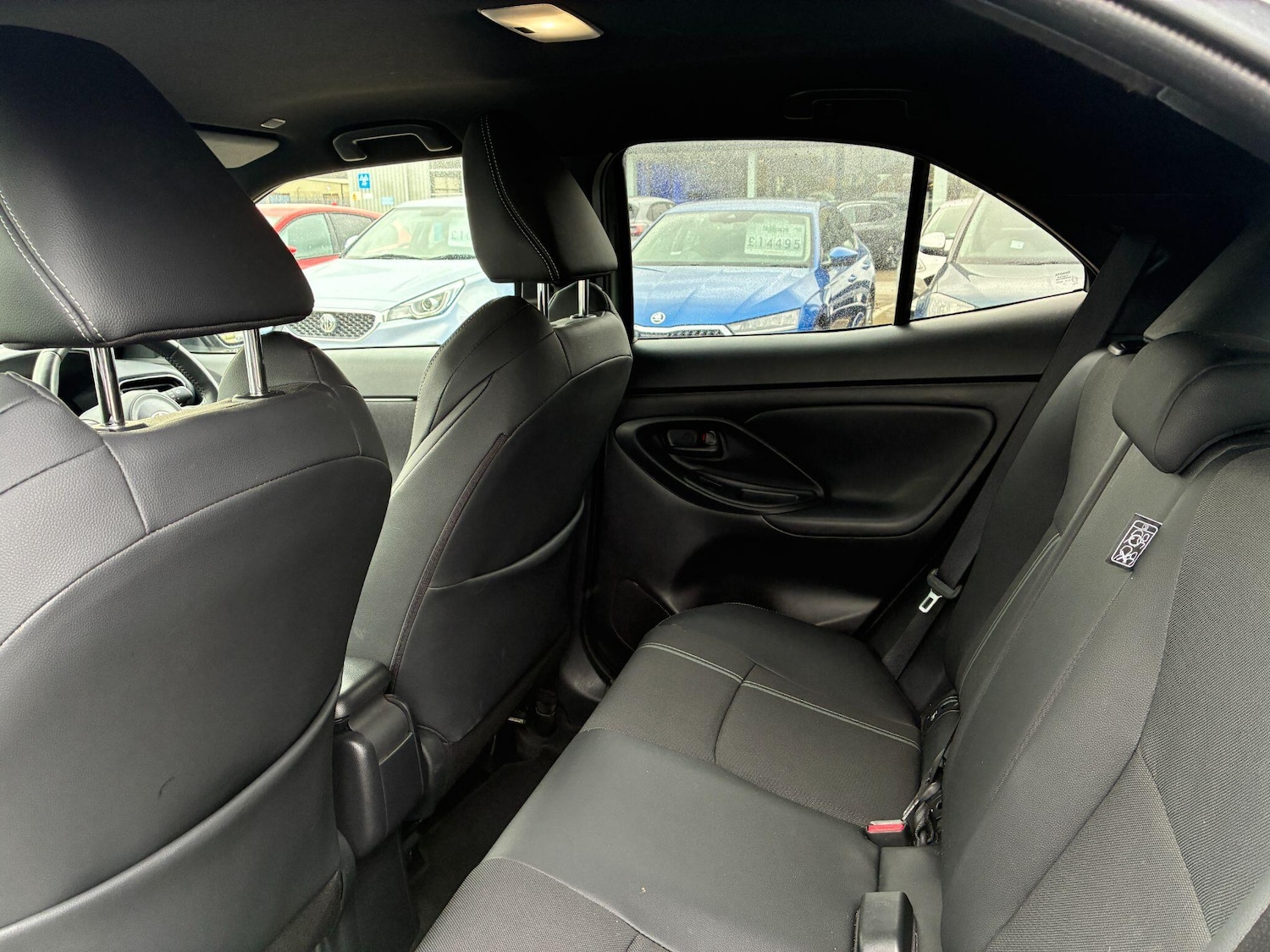 Used Toyota Yaris Cross 2024 for sale - 78204090: Photo 25