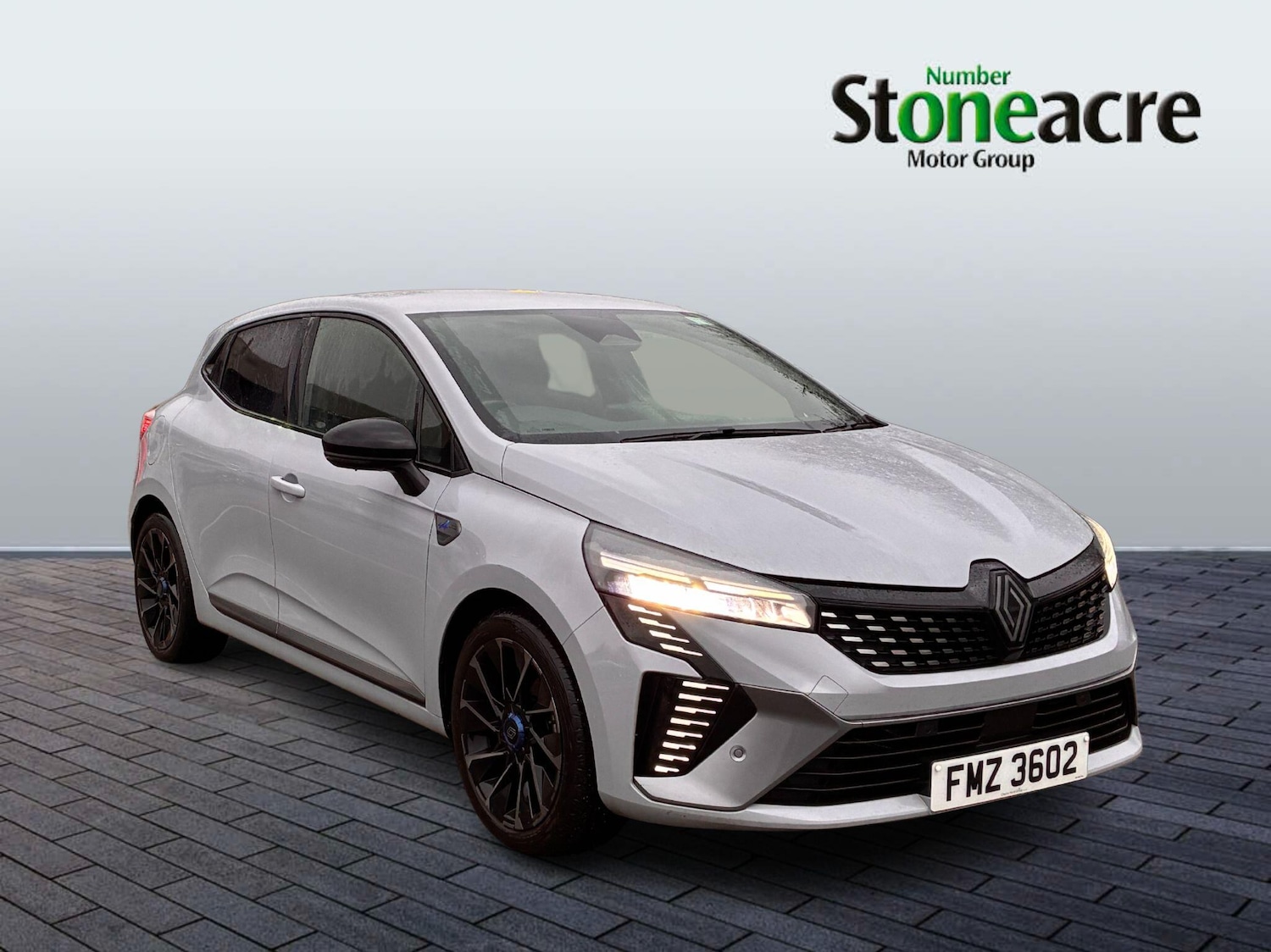 Used Renault Clio 2024 for sale - 77343812: Photo 1