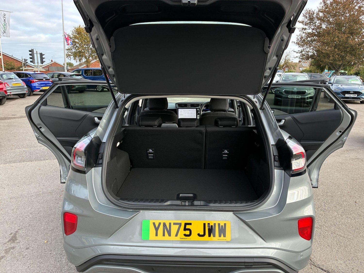 Used Ford Puma Gen-E 2025 for sale - 76260258: Photo 10