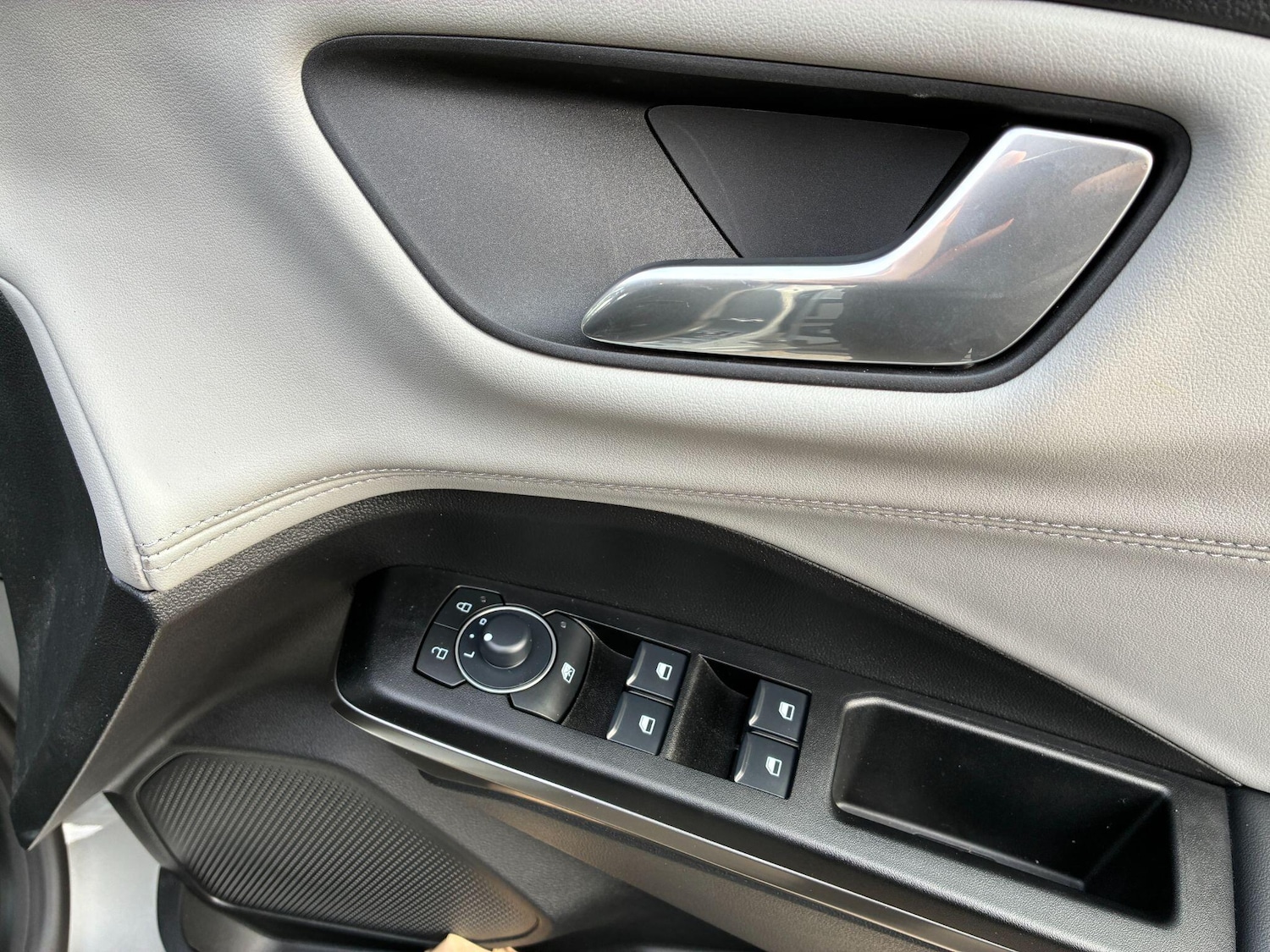 Used Ford Puma Gen-E 2025 for sale - 76260258: Photo 17