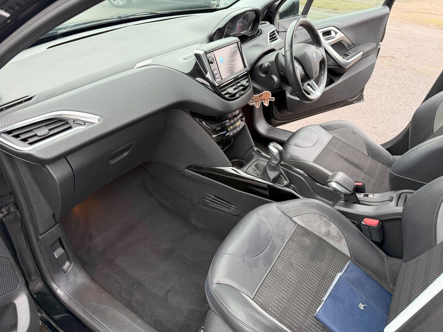 Used Peugeot 2008 2018 for sale - 77230238: Photo 18