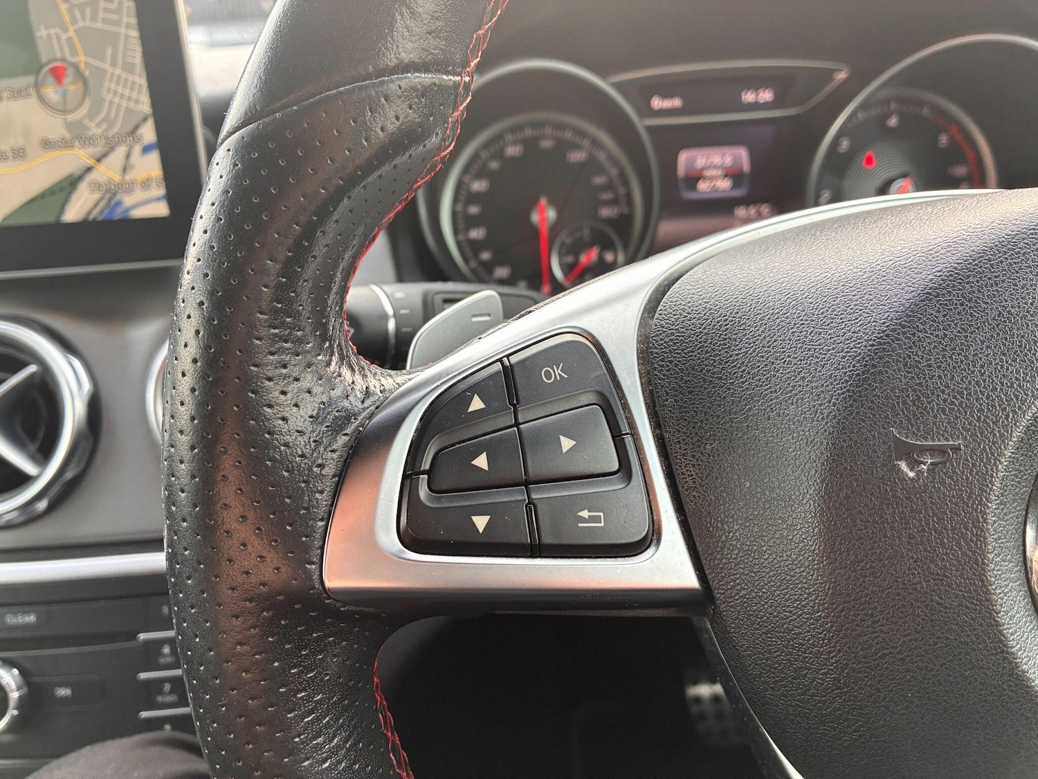 Used Mercedes-Benz GLA 2018 for sale - 77559363: Photo 11