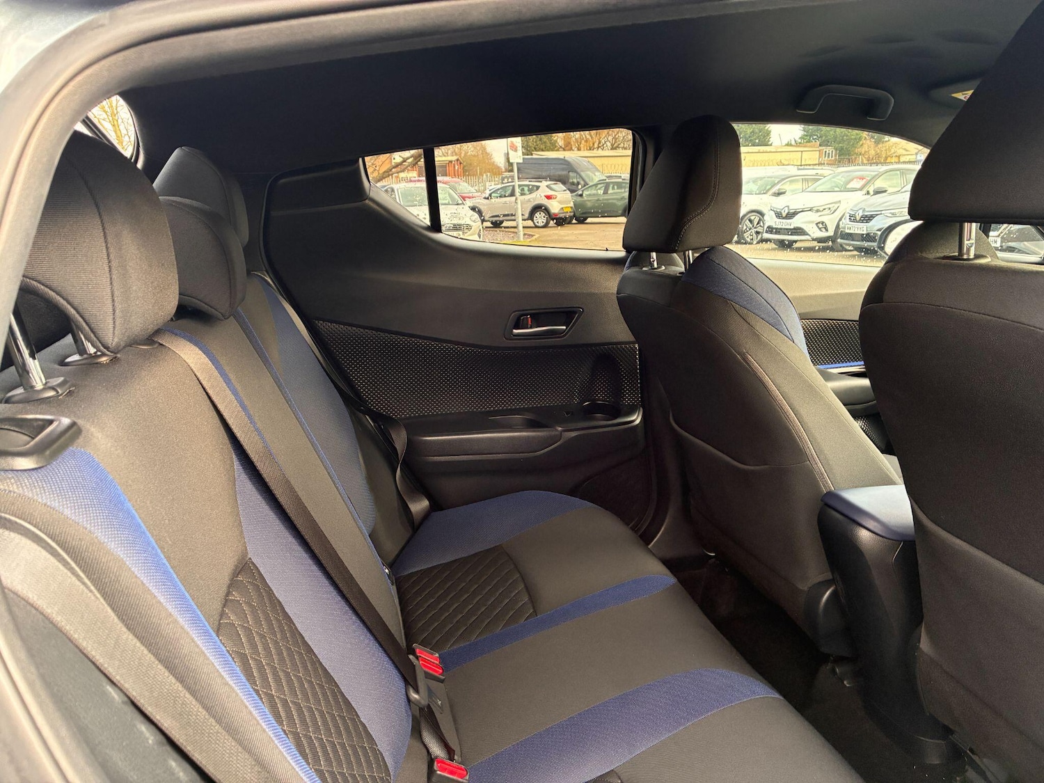 Used Toyota C-HR 2019 for sale - 77709838: Photo 21