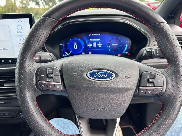 Used Ford Focus 2023 for sale - 76200843: Photo 13