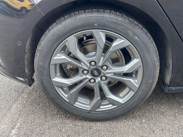 Used Ford Focus 2023 for sale - 76200218: Photo 10
