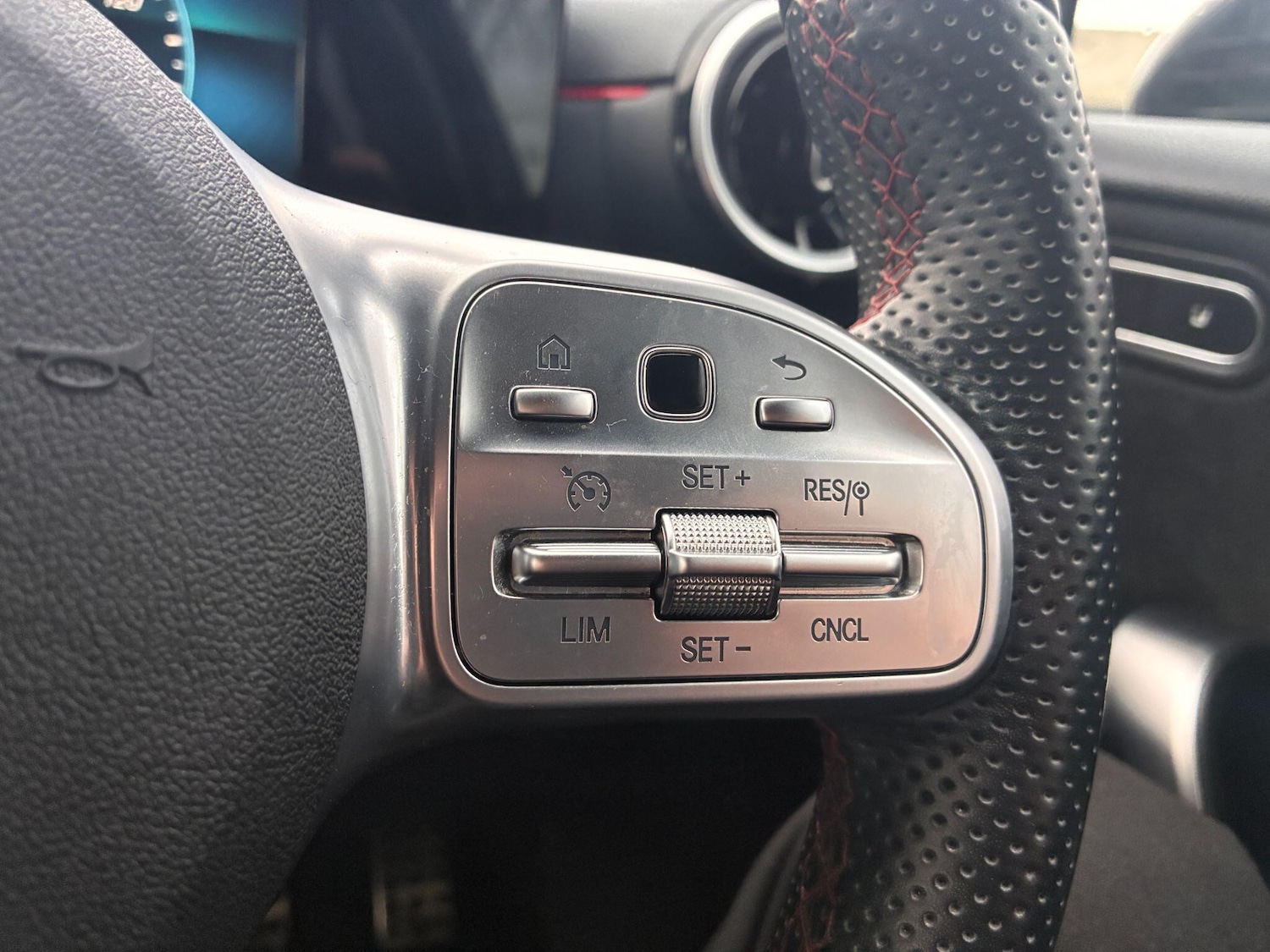 Used Mercedes-Benz A-Class 2020 for sale - 77657899: Photo 16