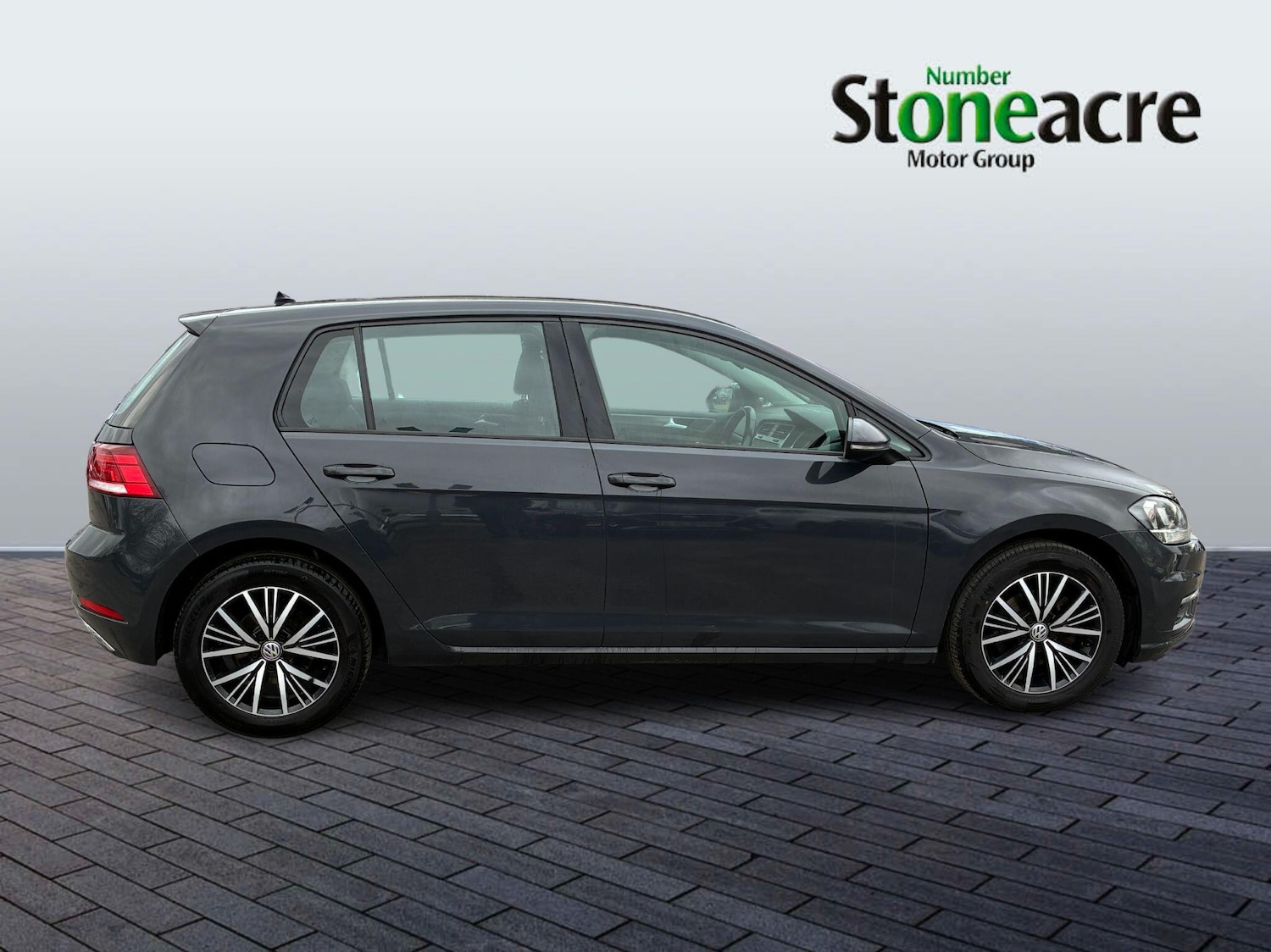Used Volkswagen Golf 2019 for sale - 77908818: Photo 2