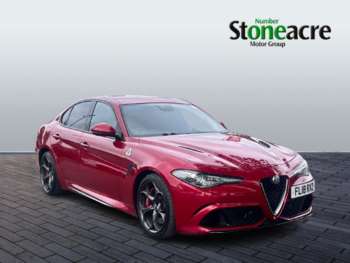 (18) - Giulia 2.9 Bi-turbo V6 510hp Quadrifoglio 4-Door