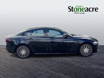 Used Jaguar XE 2020 for sale - 75719853: Photo