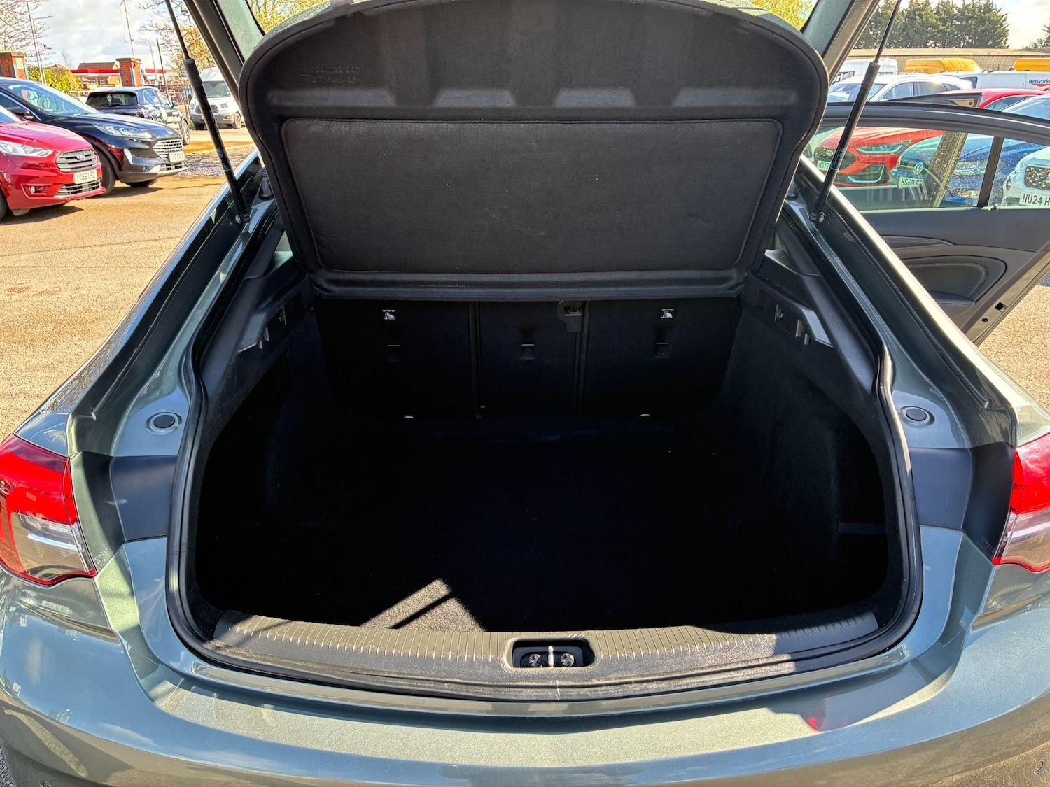 Used Vauxhall Insignia 2018 for sale - 78019291: Photo 19