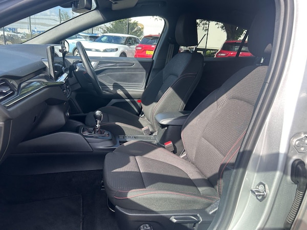 Used Ford Focus 2023 for sale - 76201347: Photo 19