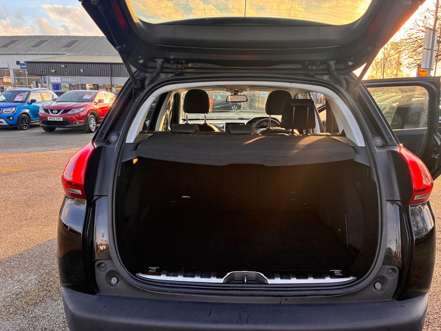 Used Peugeot 2008 2018 for sale - 77439812: Photo 15