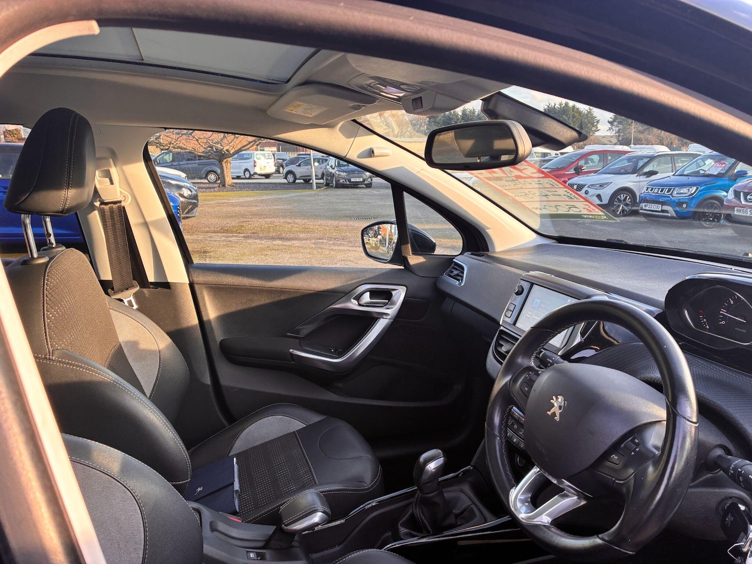 Used Peugeot 2008 2018 for sale - 77439812: Photo 16