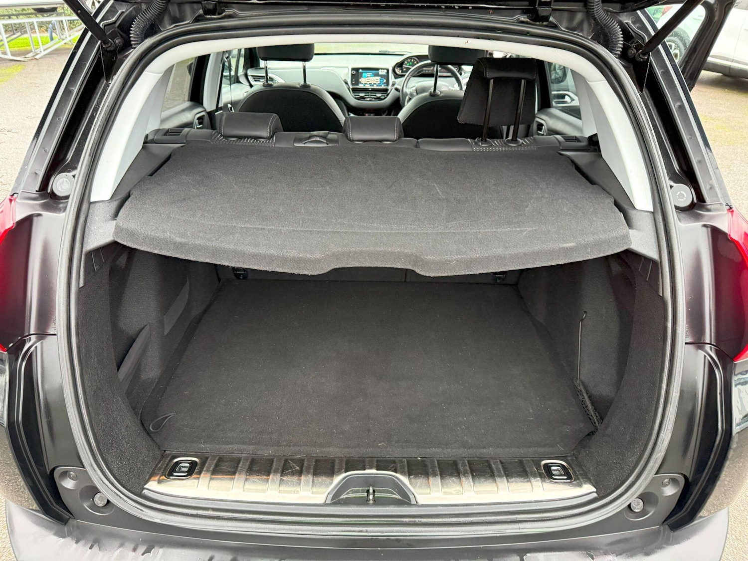 Used Peugeot 2008 2018 for sale - 77439812: Photo 9