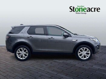Used Land Rover Discovery Sport 2017 for sale - 75768486: Photo