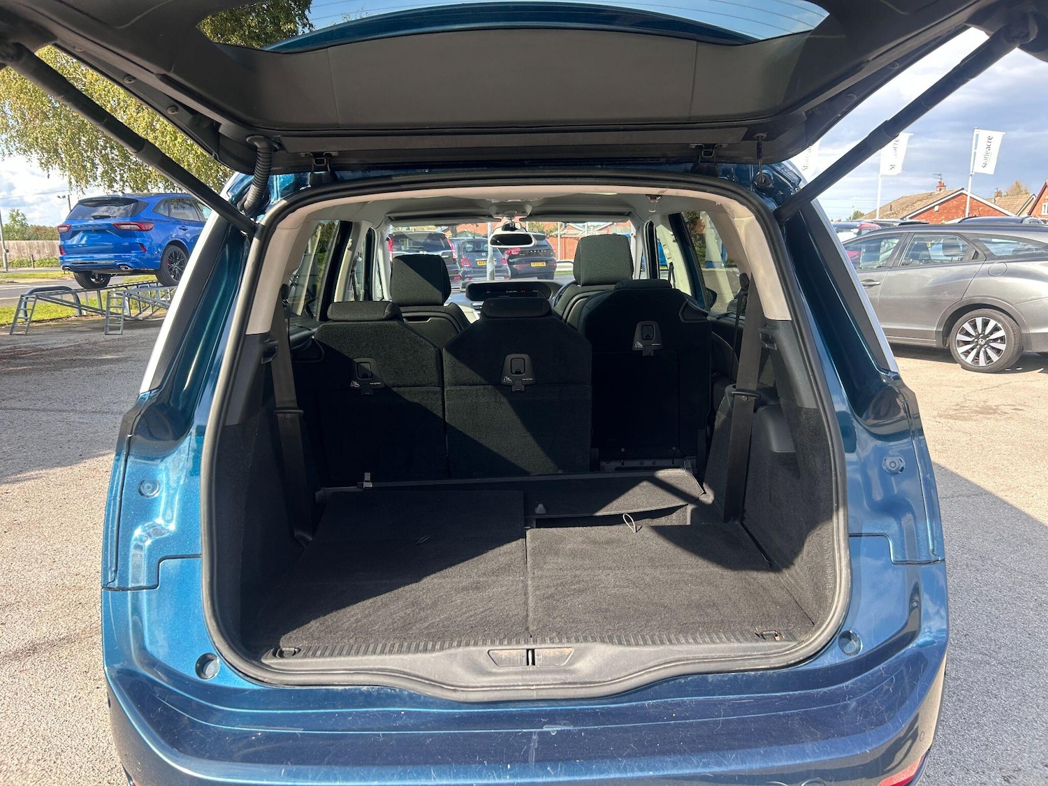 Used Citroen C4 Grand Picasso 2022 for sale - 76498522: Photo 10