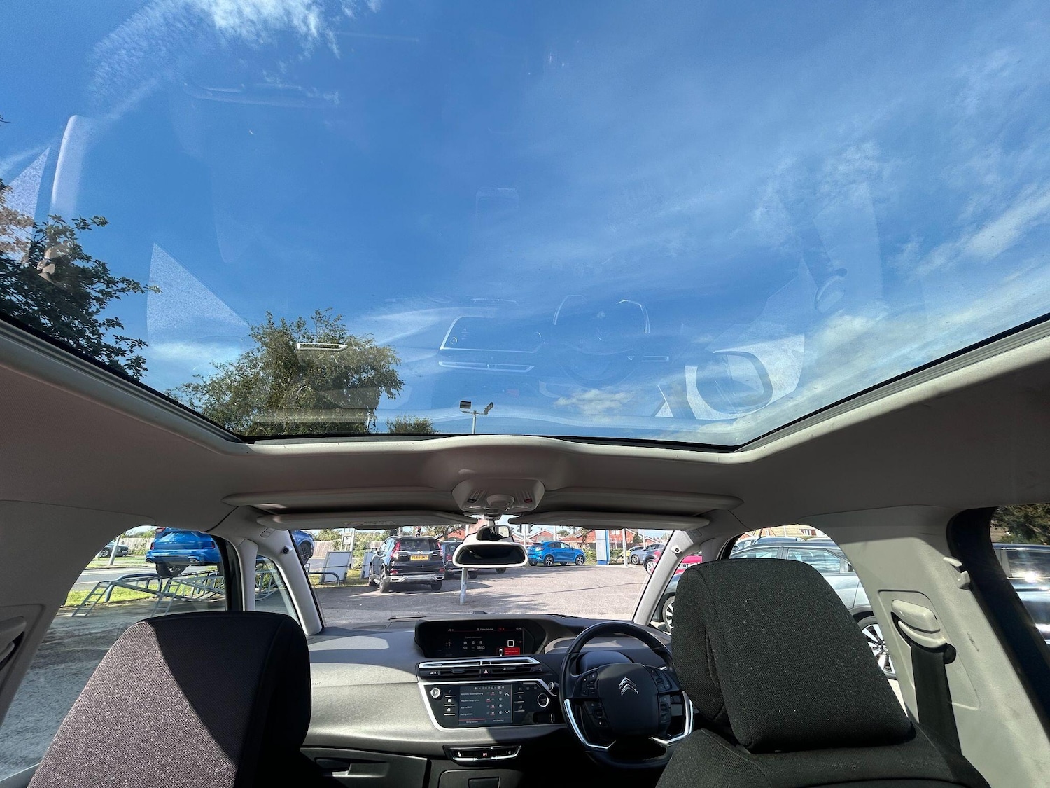 Used Citroen C4 Grand Picasso 2022 for sale - 76498522: Photo 23