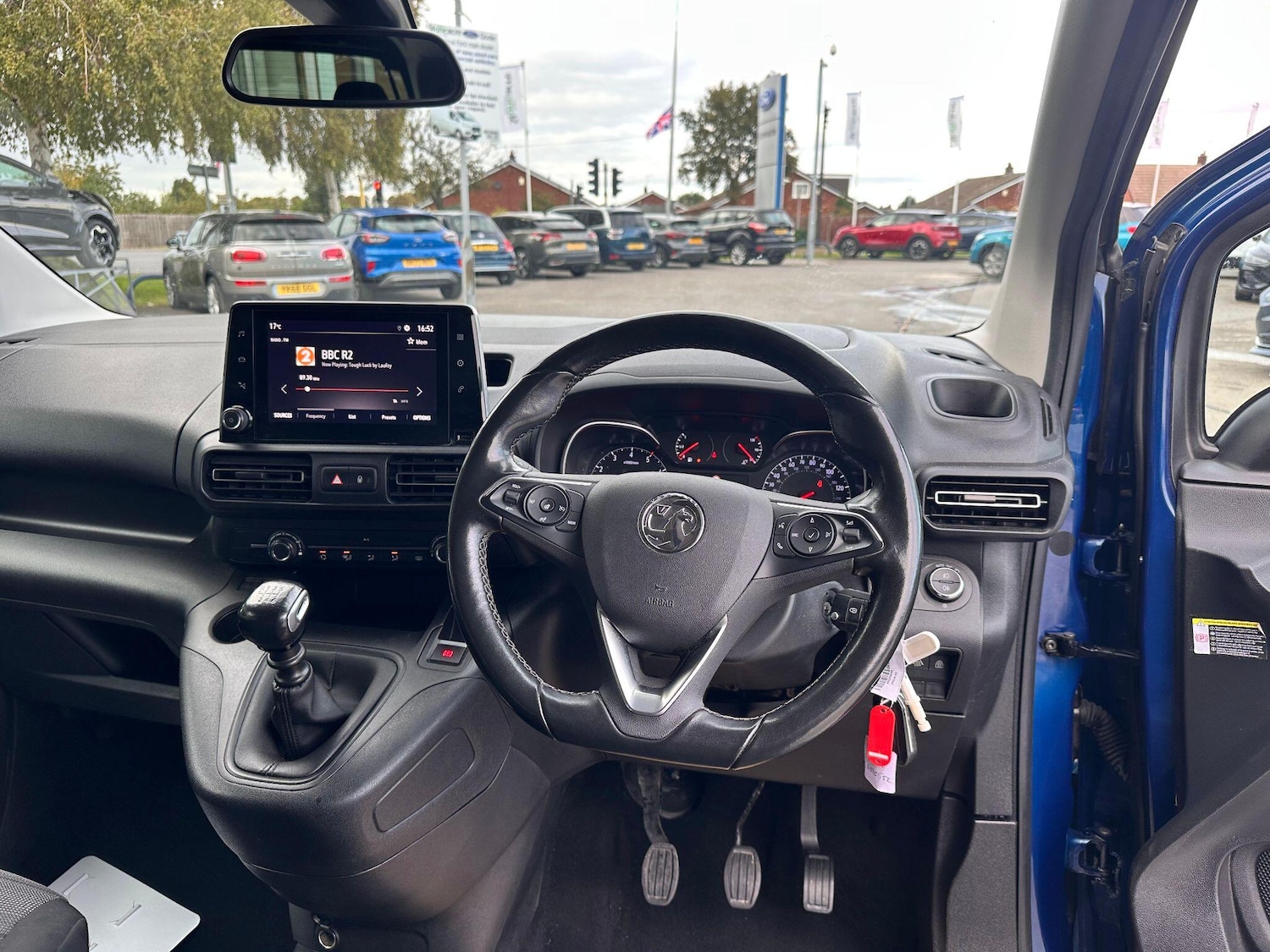 Used Vauxhall Combo Life 2022 for sale - 76138239: Photo 10