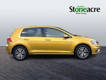 Used Volkswagen Golf 2017 for sale - 75493218: Photo