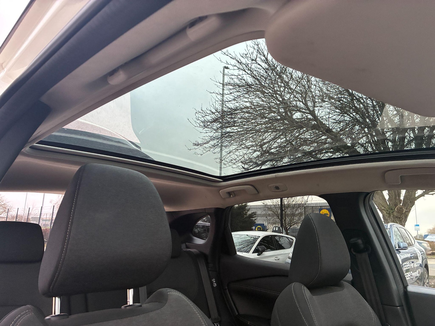 Used Nissan Qashqai for sale - 77670755: Photo 26