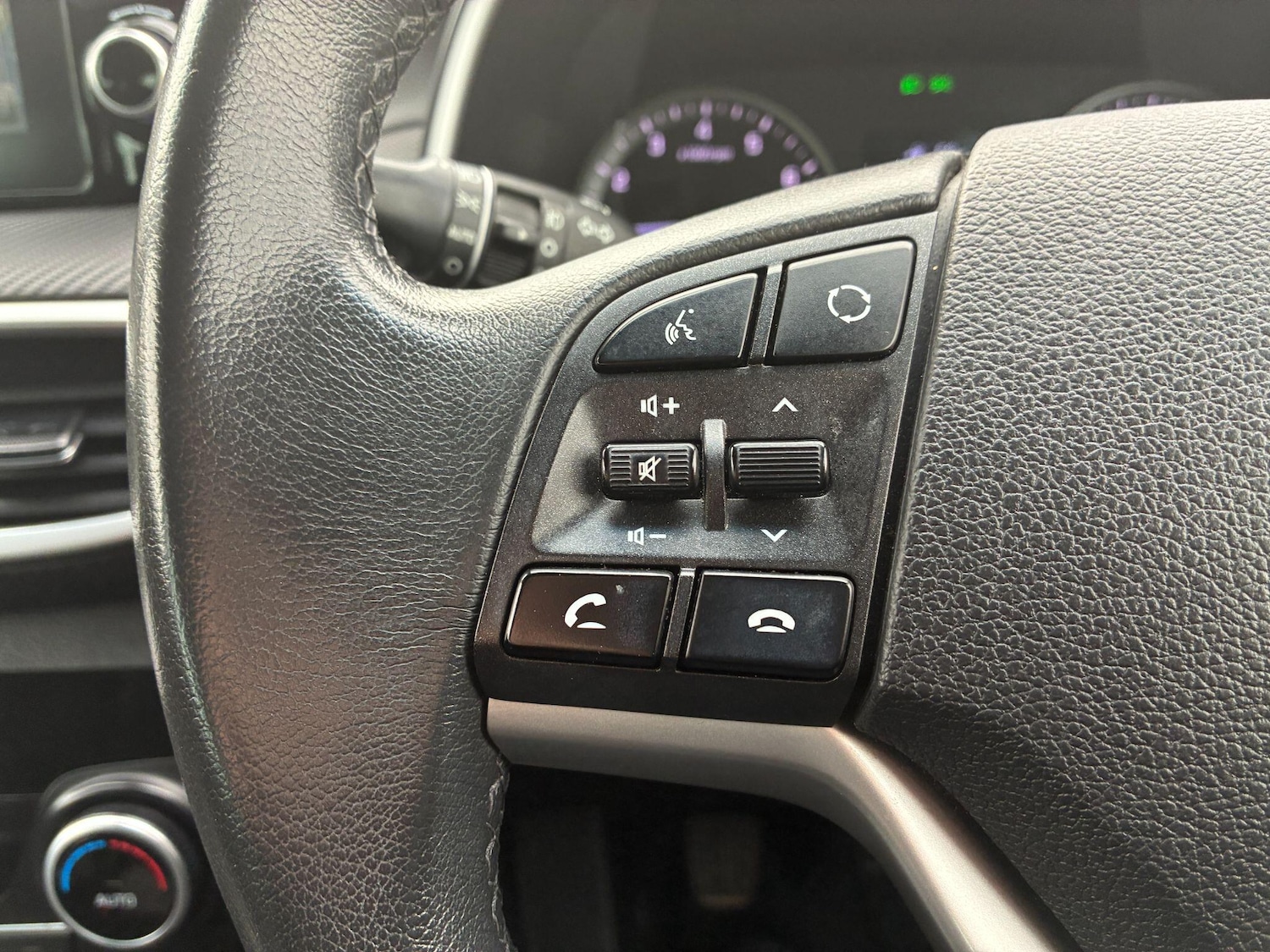 Used Hyundai TUCSON 2018 for sale - 77909636: Photo 12