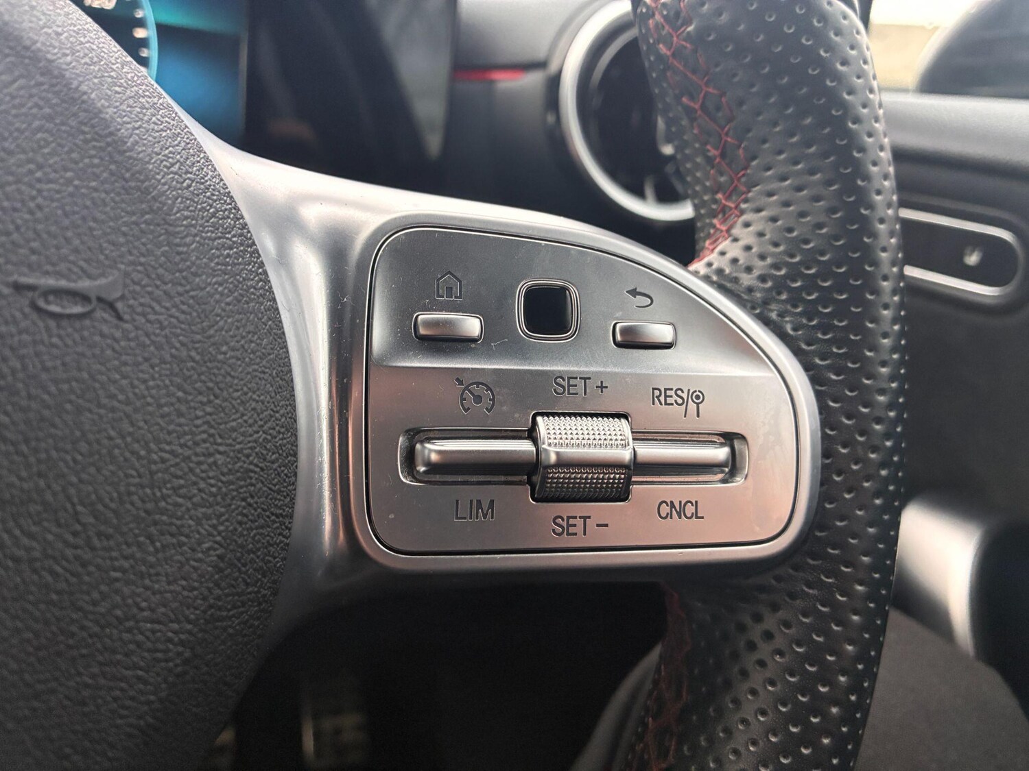 Used Mercedes-Benz A-Class 2020 for sale - 78100275: Photo 16