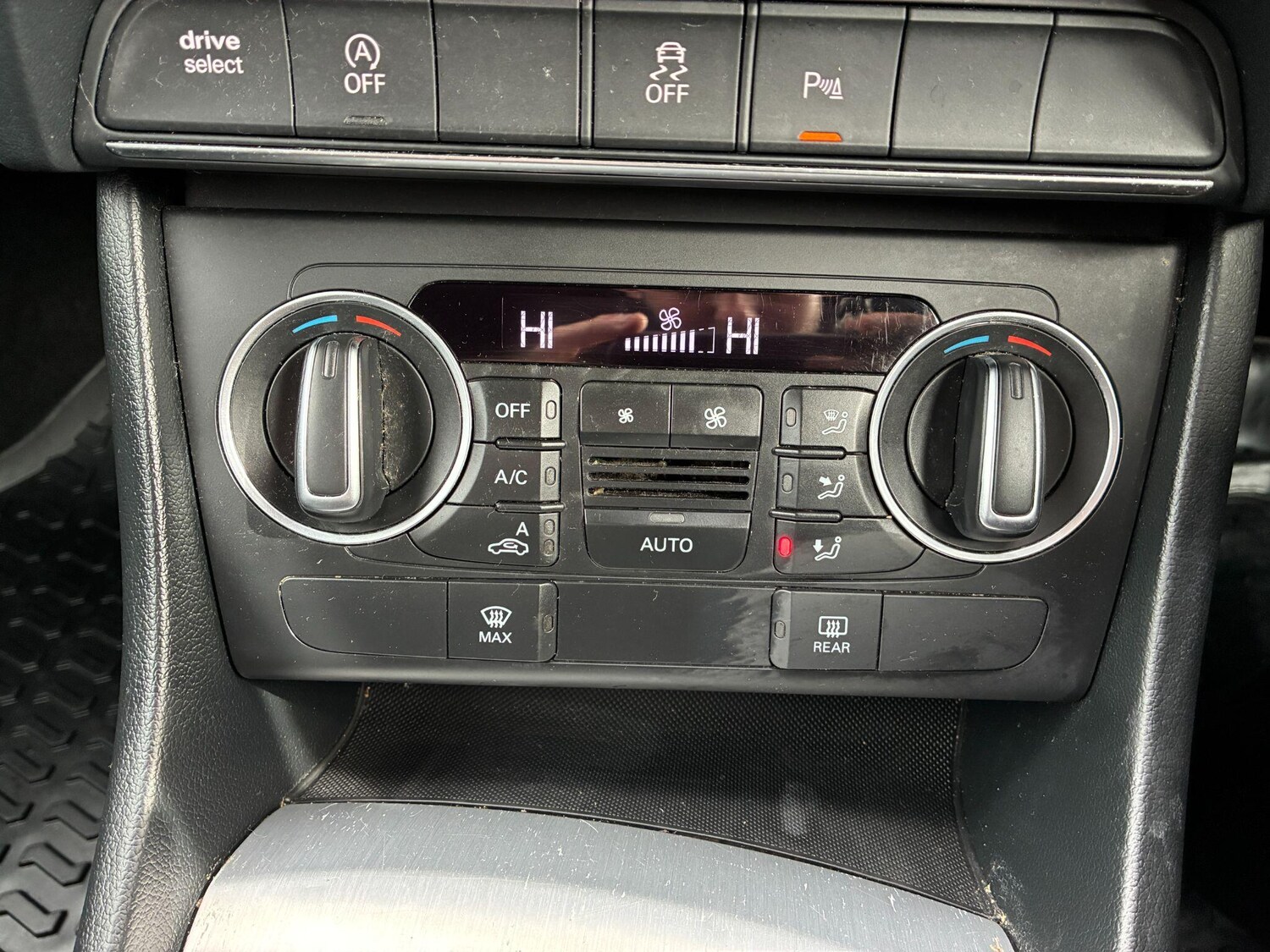 Used Audi Q3 2018 for sale - 78020146: Photo 16