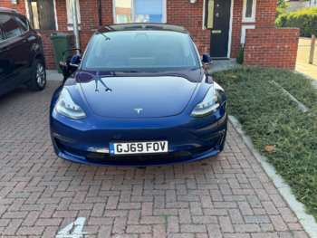 Used Tesla Model 3 2019 for sale - 75065648: Photo