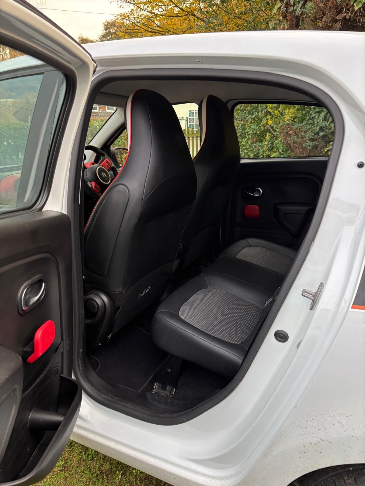 Used Renault Twingo 2016 for sale - 76877662: Photo 10