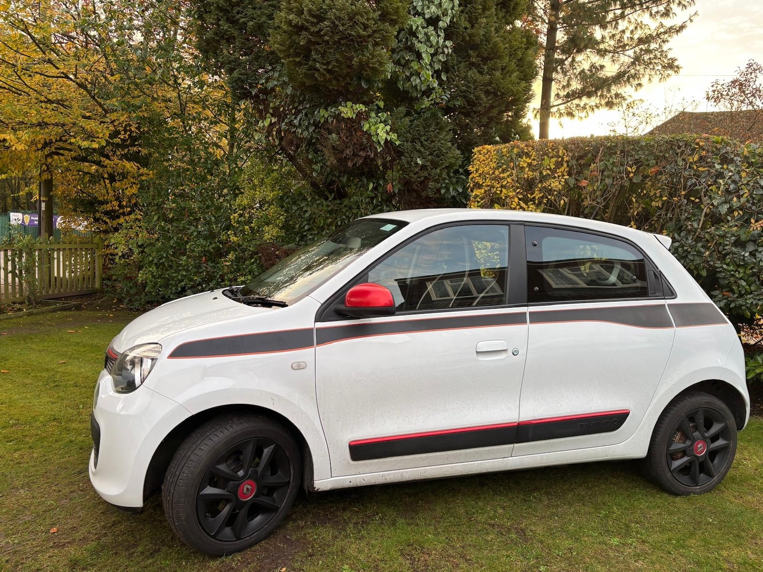 Used Renault Twingo 2016 for sale - 76877662: Photo 2
