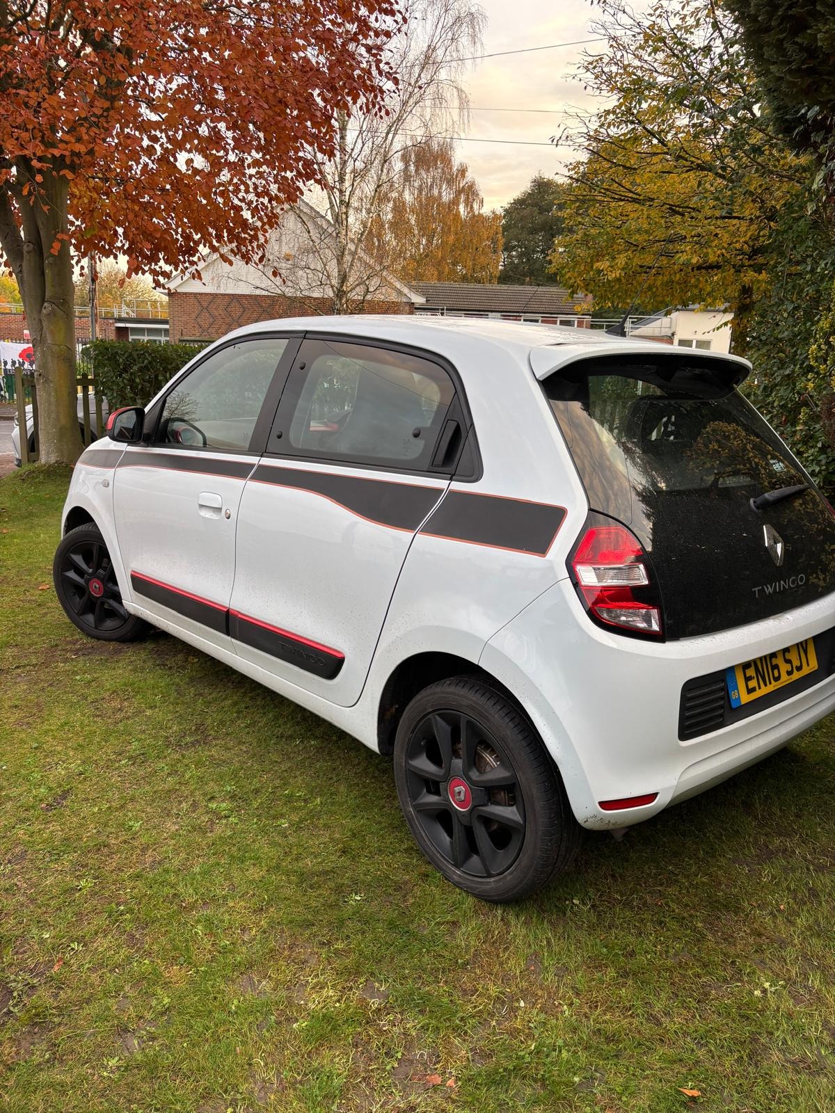Used Renault Twingo 2016 for sale - 76877662: Photo 4