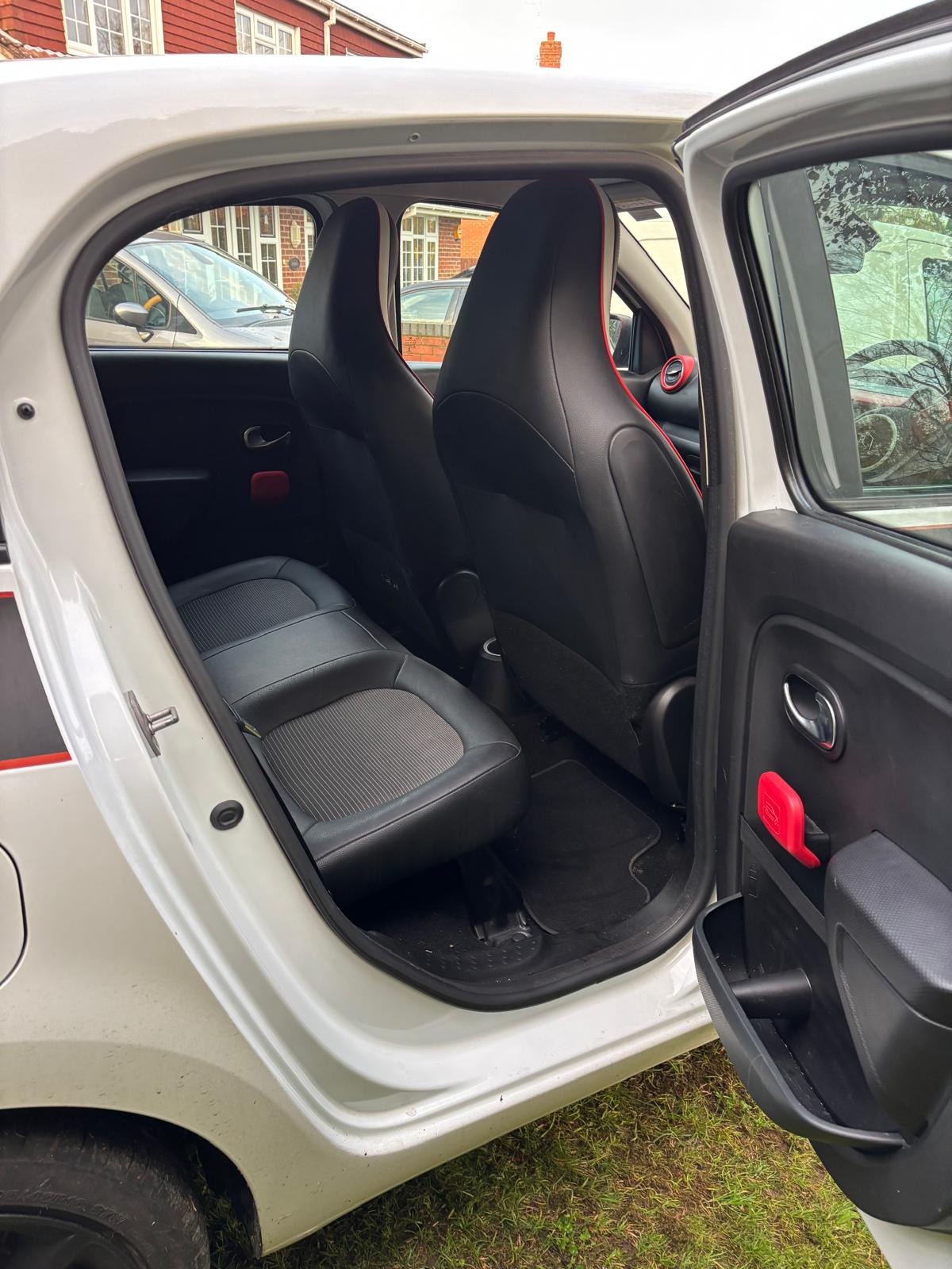 Used Renault Twingo 2016 for sale - 76877662: Photo 6