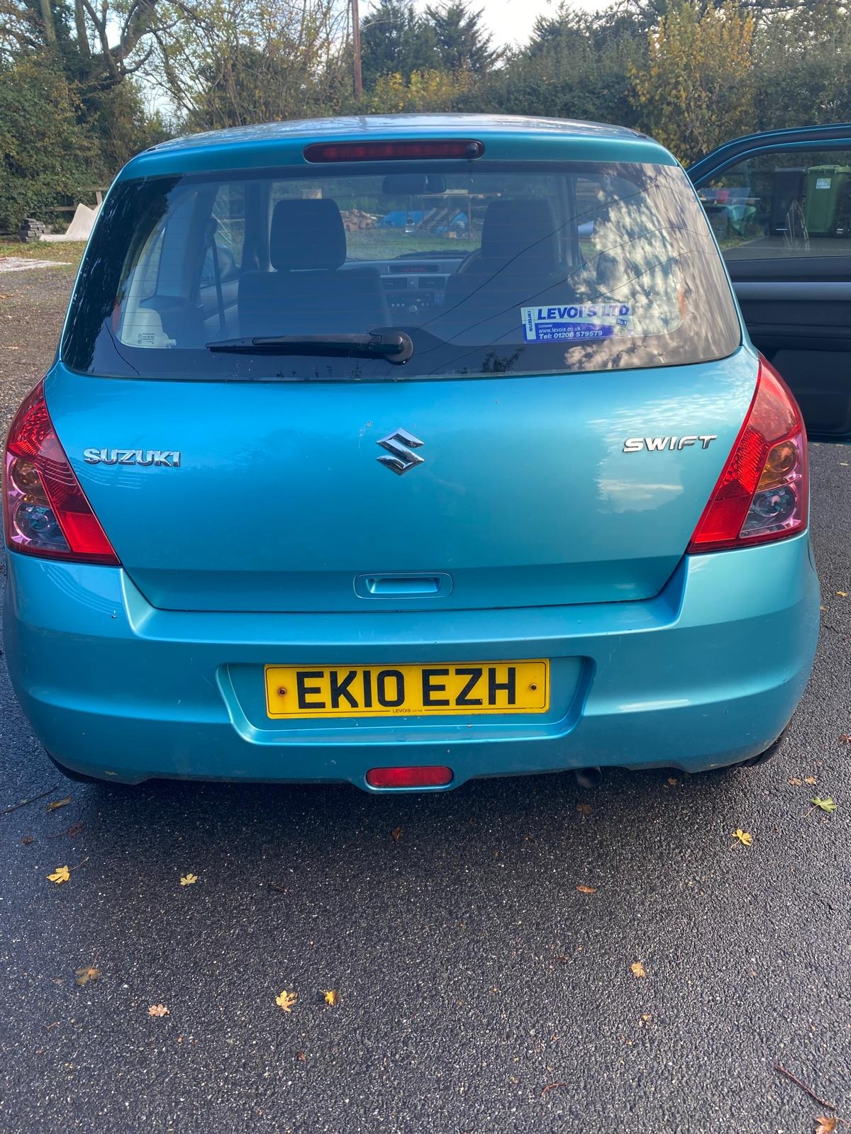 Used Suzuki Swift 2010 for sale - 76614806: Photo 3