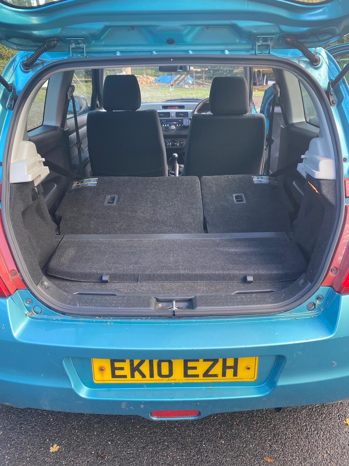 Used Suzuki Swift 2010 for sale - 76614806: Photo 4