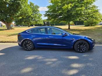 2019 (69) - Long Range AWD 4dr Auto