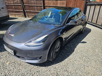 Used Tesla Model 3 2019 for sale - 78389901: Photo