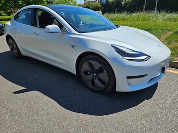 2020 (20) - Standard Plus 4dr Auto