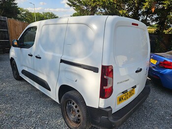 Used Peugeot Partner 2020 for sale - 75595915: Photo