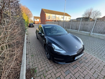 Used Tesla Model 3 2019 for sale - 77088349: Photo
