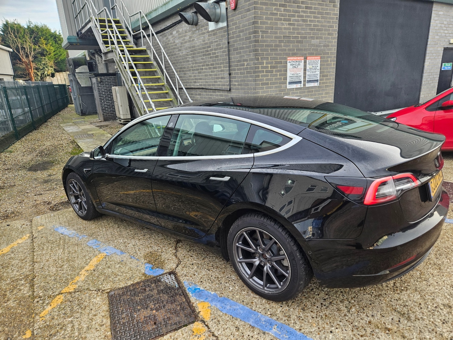 Used Tesla Model 3 2020 for sale - 76979293: Photo 2