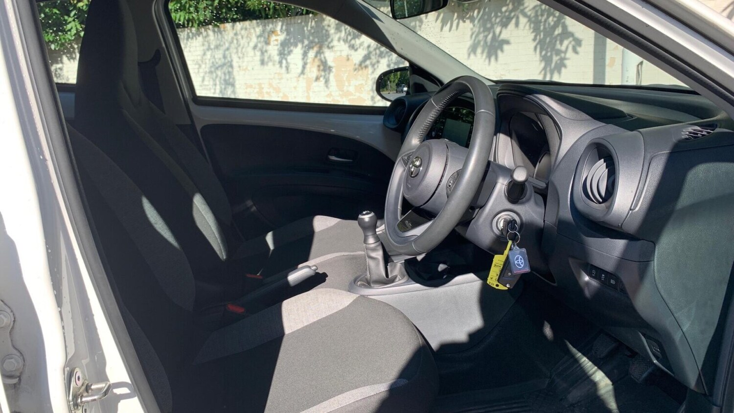 Used Toyota Aygo X 2023 for sale - 76676433: Photo 11