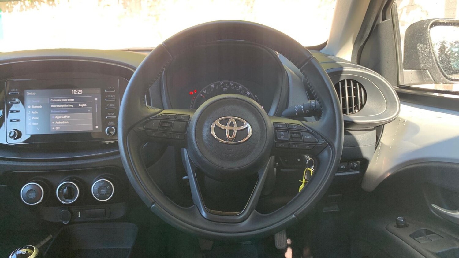 Used Toyota Aygo X 2023 for sale - 76676433: Photo 6