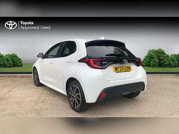 Used Toyota Yaris 2023 for sale - 76675787: Photo