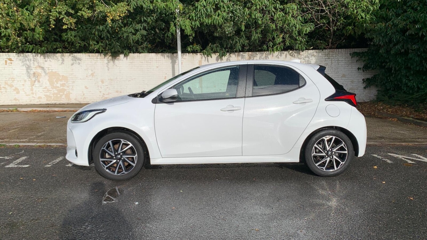 Used Toyota Yaris 2023 for sale - 76675923: Photo 17