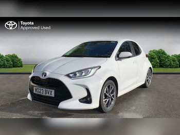 Used Toyota Yaris 2023 for sale - 76675923: Photo