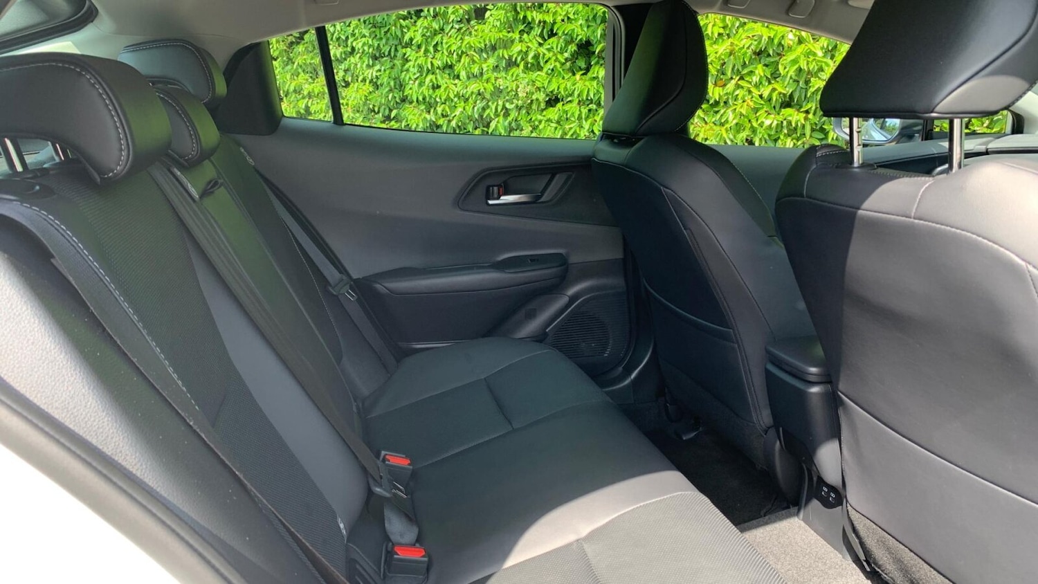 Used Toyota Prius 2024 for sale - 76677962: Photo 12